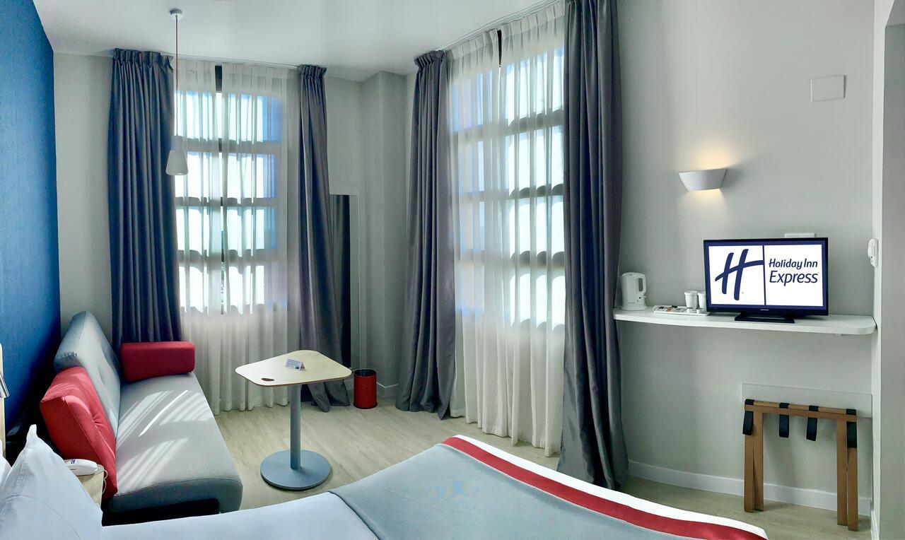 Holiday Inn Express Ciudad De Las Ciencias By Ihg Βαλένθια Εξωτερικό φωτογραφία