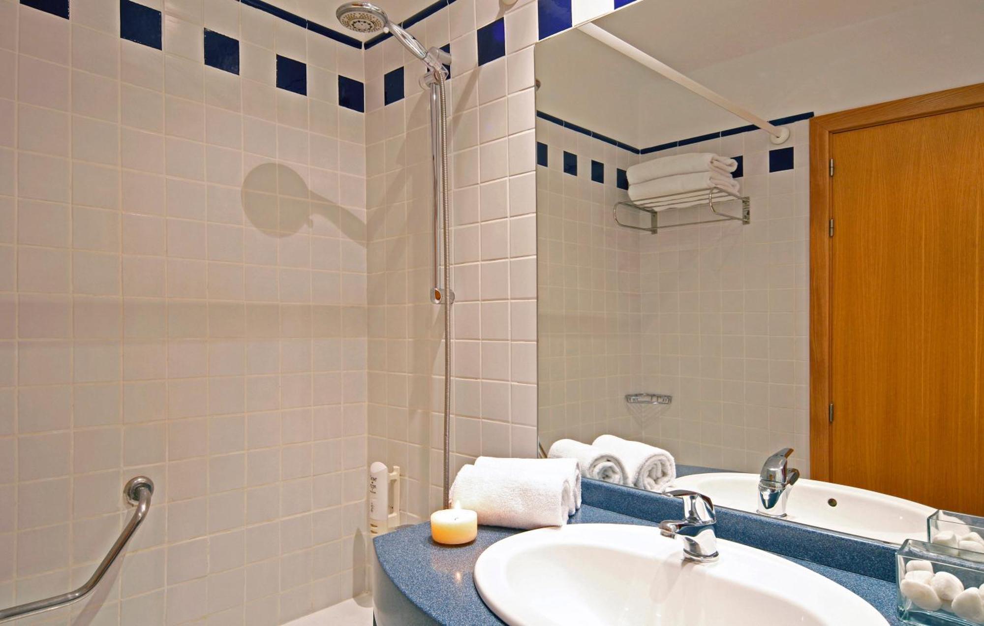 Holiday Inn Express Ciudad De Las Ciencias By Ihg Βαλένθια Εξωτερικό φωτογραφία