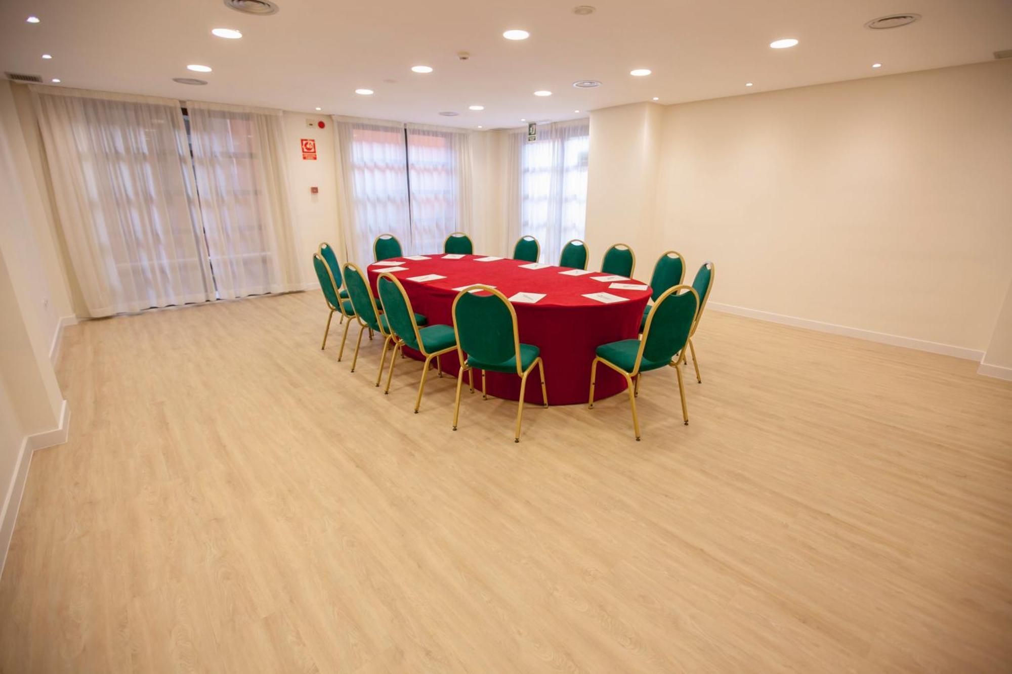 Holiday Inn Express Ciudad De Las Ciencias By Ihg Βαλένθια Εξωτερικό φωτογραφία
